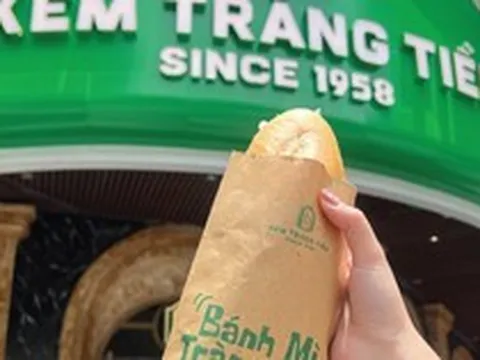 Kem Tràng Tiền đã quá quen rồi, giờ chúng ta có thêm Bánh mỳ Tràng Tiền