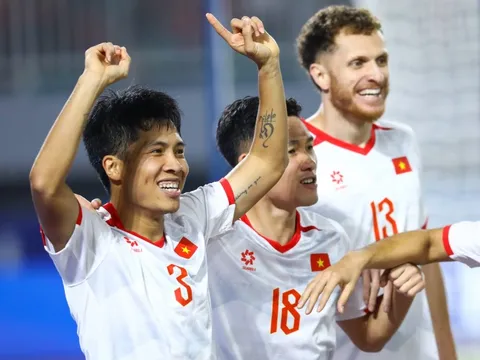 Ba mức giá vé trận Việt Nam - Malaysia