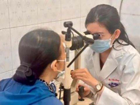 Ngành Y tế TP.HCM kiến nghị đi từng ngõ, gõ từng nhà, rà đối tượng khám sức khỏe