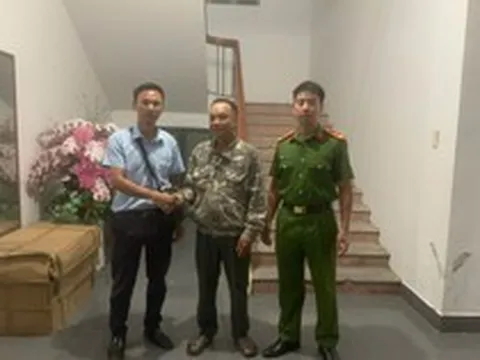 Tài khoản MB Bank phát sinh giao dịch 205,6 triệu đồng, Phạm Văn Hoài SN 1997 phải nhờ bố trình báo công an