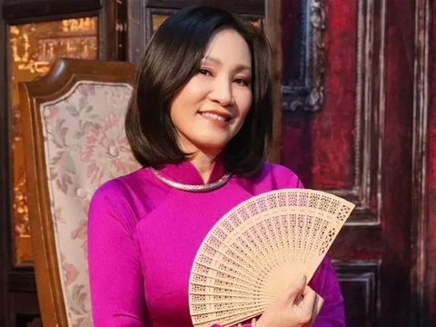 Hồng Đào đã đúng với lựa chọn đi tìm hạnh phúc ở tuổi 64