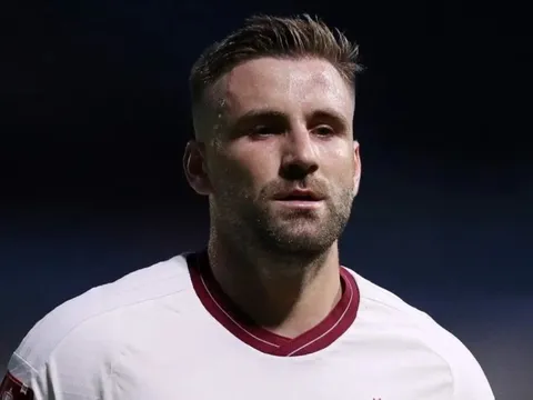 Nhìn Luke Shaw, MU phải gấp rút hành động