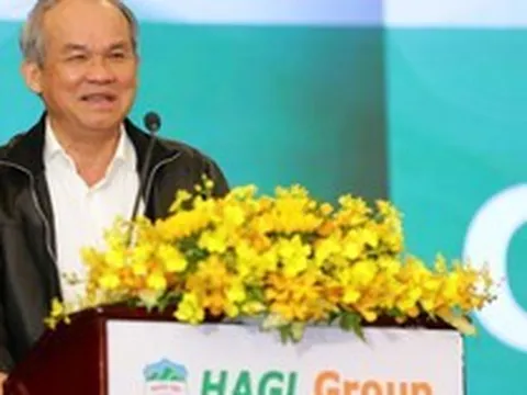 Bất ngờ với mức lương Công ty bầu Đức trả cho lao động tại Lào