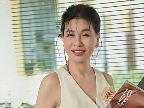 Cát Phượng gây chú ý với chia sẻ về cuộc sống độc thân