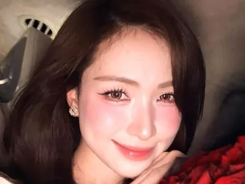 Mạng xã hội dậy sóng với ca sĩ Hòa Minzy