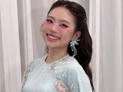 Mừng cho đám cưới của Phương Mỹ Chi ở tuổi 23