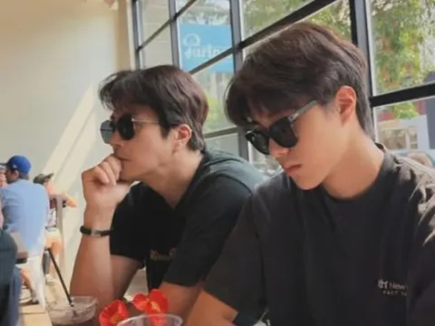 Vợ Kwon Sang Woo tiết lộ về con trai