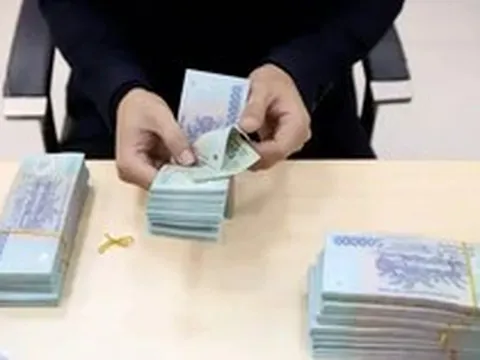 Vì sao người dân thích gửi tiền ngân hàng?