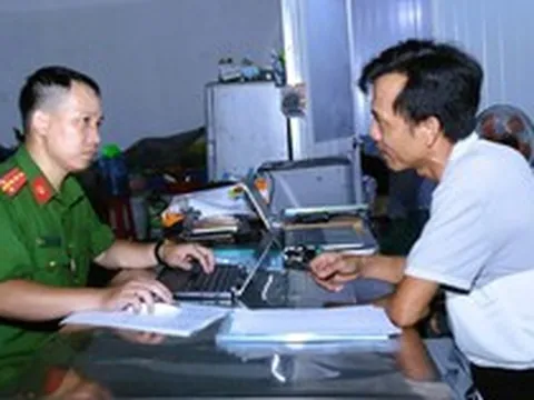 Bắt giám đốc sinh năm 1981 “biến” 130 tấn thịt trâu Ấn Độ thành khô bò, livestream bán trên mạng