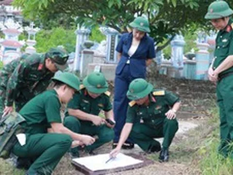 Khảo sát, nắm thông tin khu vực mộ liệt sĩ tại đèo Phước Tượng