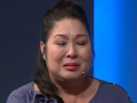 NSND Hồng Vân vẫn chọn đi tìm hạnh phúc ở tuổi 60