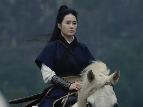 Sao nữ phim 'Hộ Linh Tráng Sĩ' đang gây sốt mạng xã hội, được ví như 'đả nữ thế hệ mới'