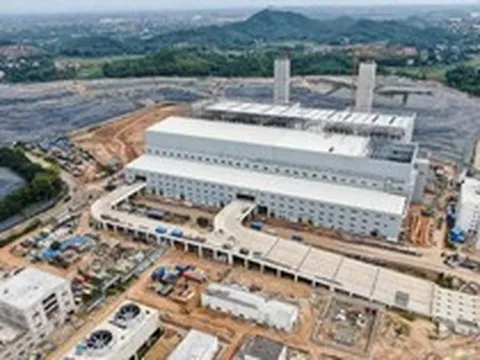 EVN dự kiến giá trần điện rác năm 2026 ở mức 2.378,39 đồng/kWh, thấp hơn 7,64% so với năm 2025