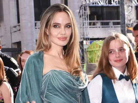 Con gái Brad Pitt và Angelina Jolie thực hiện hành động gây bất ngờ