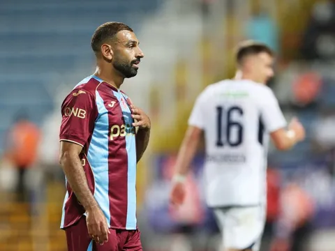Salah lập cú đúp trong trận đá chính đầu tiên cho Trabzonspor