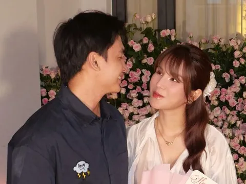 Chàng trai kém 11 tuổi mang hạnh phúc cho Diệp Lâm Anh