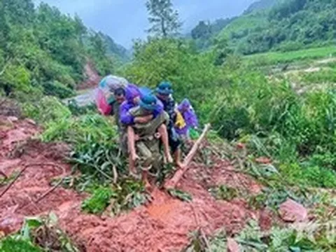 Huy động hàng nghìn chiến sĩ tham gia cứu hộ, khắc phục hậu quả mưa bão
