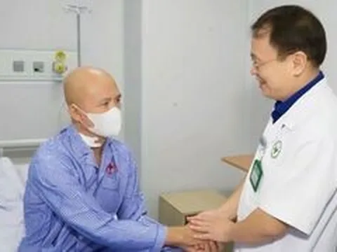 Đi 4 bệnh viện, bệnh nhân ung thư máu đón cơ hội sống mới sau ca ghép đặc biệt