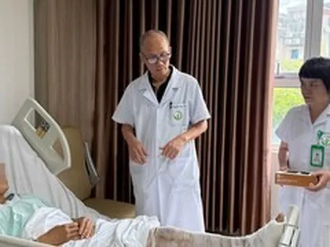 Cuộc chạy đua trong đêm giữ lại cơ hội đi lại cho người thợ mỏ