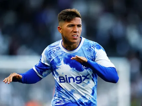 Man City chi số tiền khủng cho Enzo Fernandez