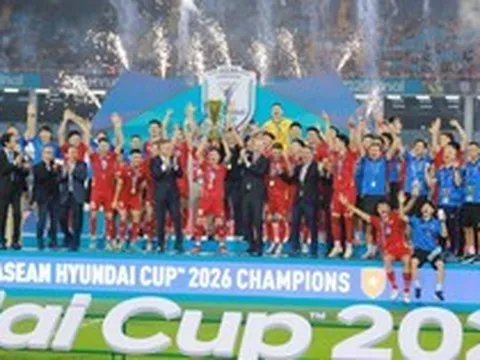 Chủ tịch FIFA bất ngờ trước sân vận động 60.000 chỗ đang được Vingroup xây dựng tại Hưng Yên