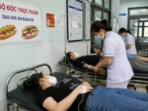 150 người nghi ngộ độc sau ăn bánh mì ở Gia Lai, Bộ Y tế vào cuộc