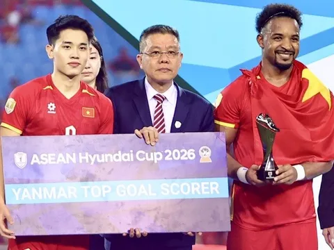 Cặp tiền đạo Việt Nam cùng lên ngôi Vua phá lưới ASEAN Cup