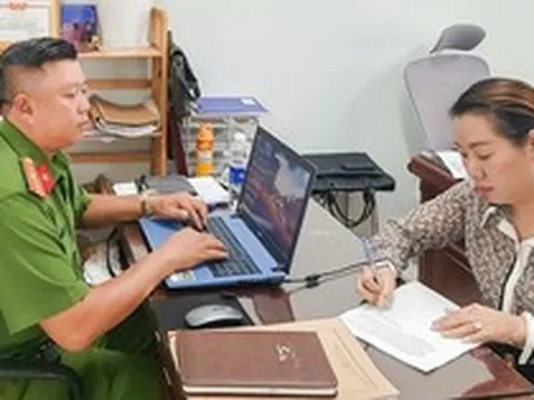 Công an kiểm tra giao dịch chuyển khoản 499.999.998 đồng vào một tài khoản ACB