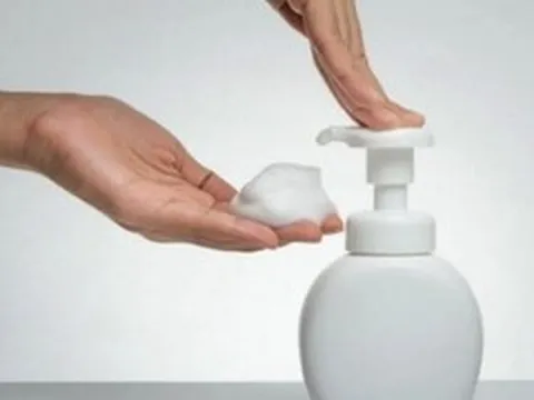 Thu hồi 2 lô dung dịch vệ sinh phụ nữ