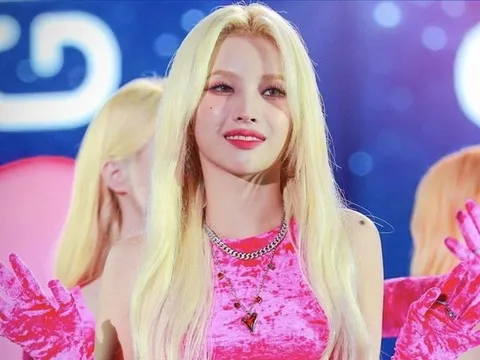 Soyeon (G)I-DLE lên tiếng về nghi vấn 'đá xéo' bạn trai cũ