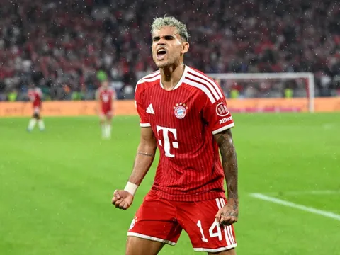 Bayern nghiền nát đối thủ trong ngày khai màn Bundesliga