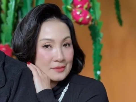 Mừng vì Hồng Đào đã dũng cảm đi tìm tình yêu mới ở tuổi 64