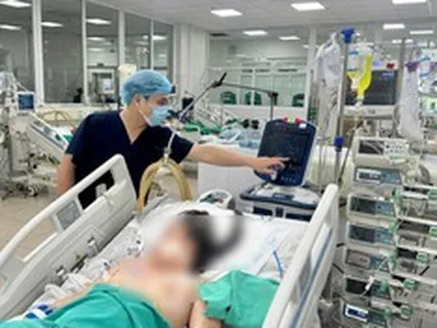 Bé gái 14 tuổi sốt một tuần, bác sĩ phát hiện “thủ phạm” bất ngờ dưới ngực