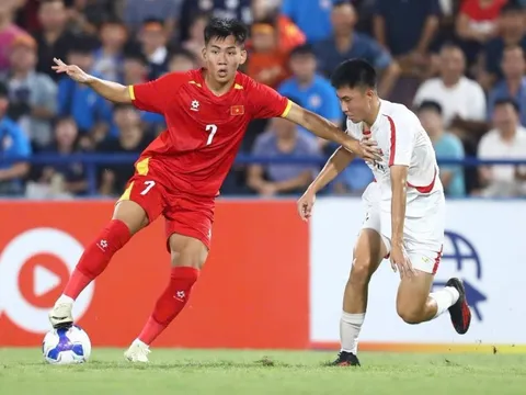 U20 Việt Nam thua 0-3 trên sân nhà trong 12 phút