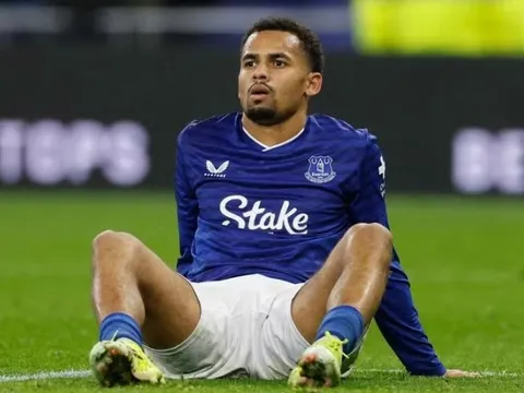 Man City 'hớt tay trên' mục tiêu của Tottenham