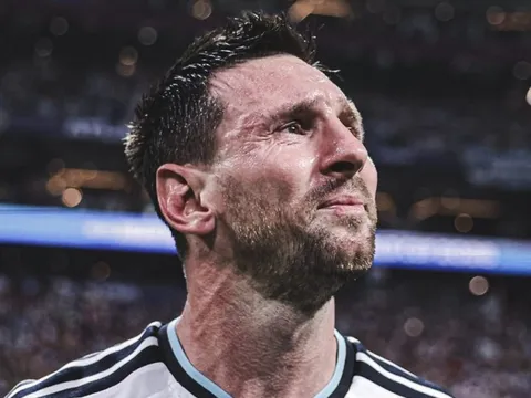 Messi vừa rời đi, Argentina lại đối mặt cú sốc mới