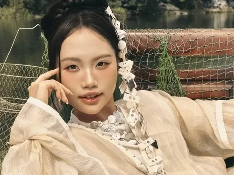 Phương Mỹ Chi khoe 'cơ ngơi tự xây'