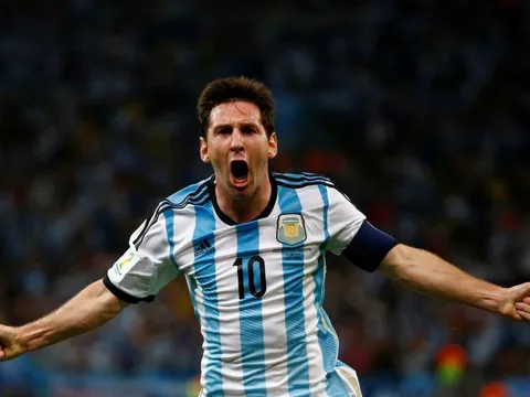 Vì sao cả Argentina yêu Messi đến vậy?