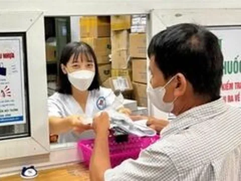 Từ 1/9, số định danh cá nhân thay mã số BHXH: Người dân có phải đổi thẻ BHYT?