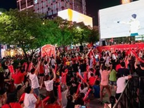 Bia Saigon cùng người hâm mộ nối dài niềm tự hào bóng đá Việt Nam