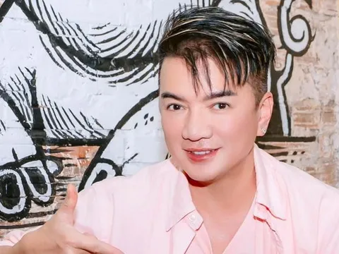 Món đồ hơn 100 tỷ khiến Đàm Vĩnh Hưng trầm trồ