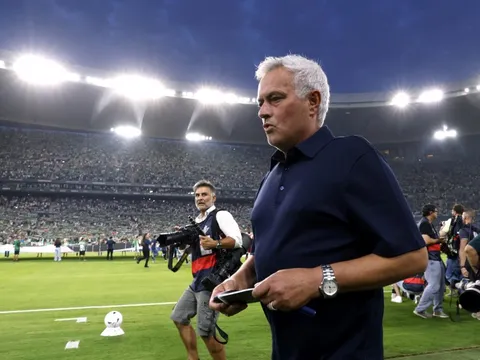 Mourinho nhìn thấy điểm yếu đầu tiên của Real Madrid