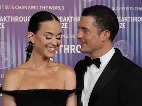 Katy Perry hiếm hoi nhắc về việc chia tay Orlando Bloom