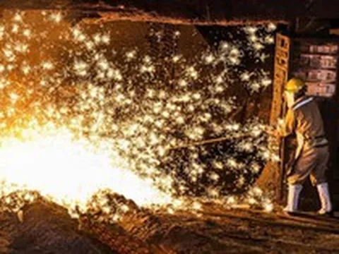 Thép Hòa Phát Dung Quất cán mốc sản lượng 1 triệu tấn gang lỏng mỗi tháng
