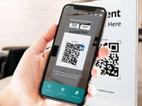 Loa thông báo giao dịch đã thành công, tài khoản chủ cửa hàng không nhận được tiền sau khi khách nói chuyển số tiền lớn