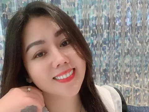 Ca sĩ Lưu Ánh Loan trúng 160 tờ vé số
