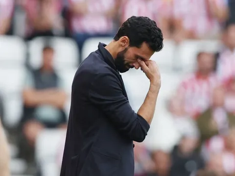 Khởi đầu ác mộng của Arbeloa tại Premier League