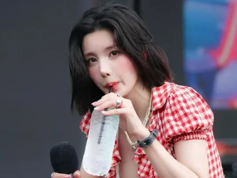'Nữ thần Waterbomb' Kwon Eun Bi bất ngờ nói về chuyện kết hôn