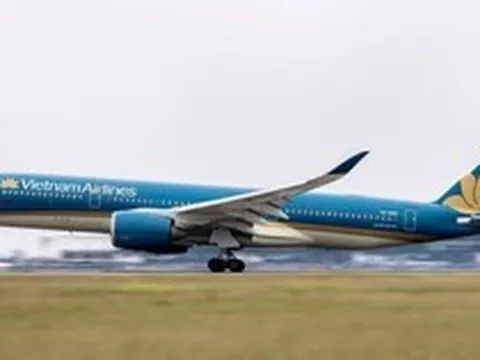 Máy bay Vietnam Airlines từ Đan Mạch về TP.HCM phải quay đầu sang Myanmar vì lý do bất ngờ