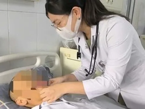 Men gan tăng hơn 30 lần sau 1,5 tháng tự uống thuốc Bắc không rõ nguồn gốc